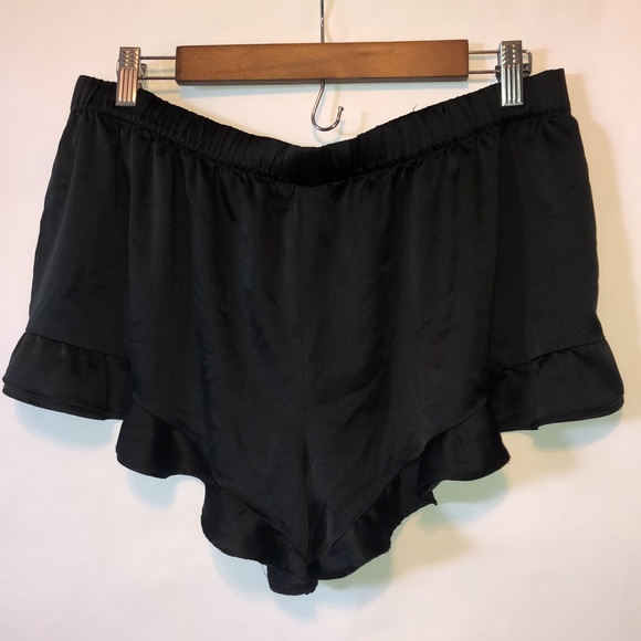 Victoria's Secret ruffle hem pj bottoms sz L - Picture 5 of 8